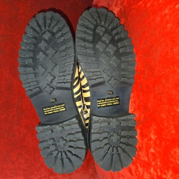 Aqua Tiger Print Jax Studded Hiker Combat Boots Lace Up Calf Hair Boho Gypsy 7.5 - Picture 8 of 11